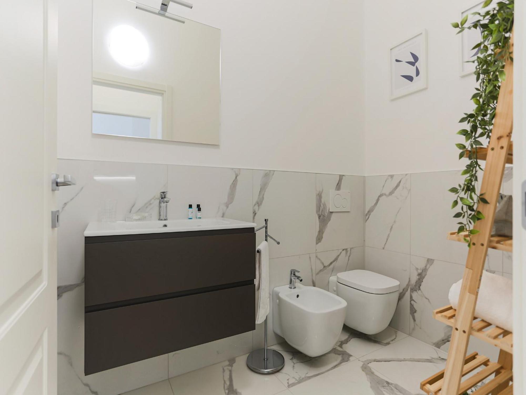 The Best Rent - Modern One Bedroom Apartment In San Babila Milano Esterno foto